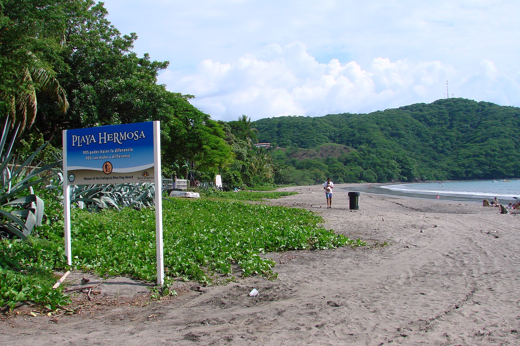 Playa Hermosa.jpg